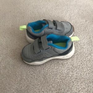 Toddler size 4 shoes